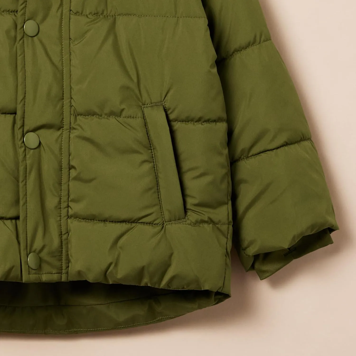 Amazon Essentials Babies, Toddlers, and Boys' Heavyweight Hooded Puffer Jacket
