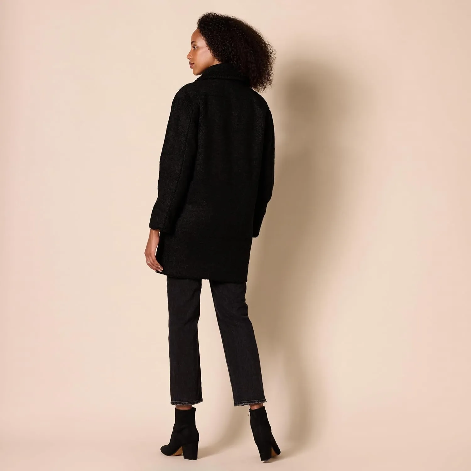 Amazon Essentials Women's Teddy Bear Fleece Oversized-Fit Lapel Jacket (Previously Daily Ritual)