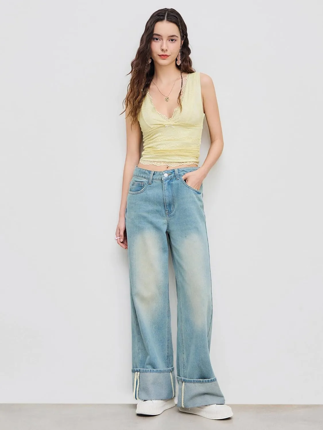 CIDER Lace Crop Tank Tops for Women Summer V Neck Sleeveless Going Out Tops Ruched Sexy Tee Trendy T Shirts Casual