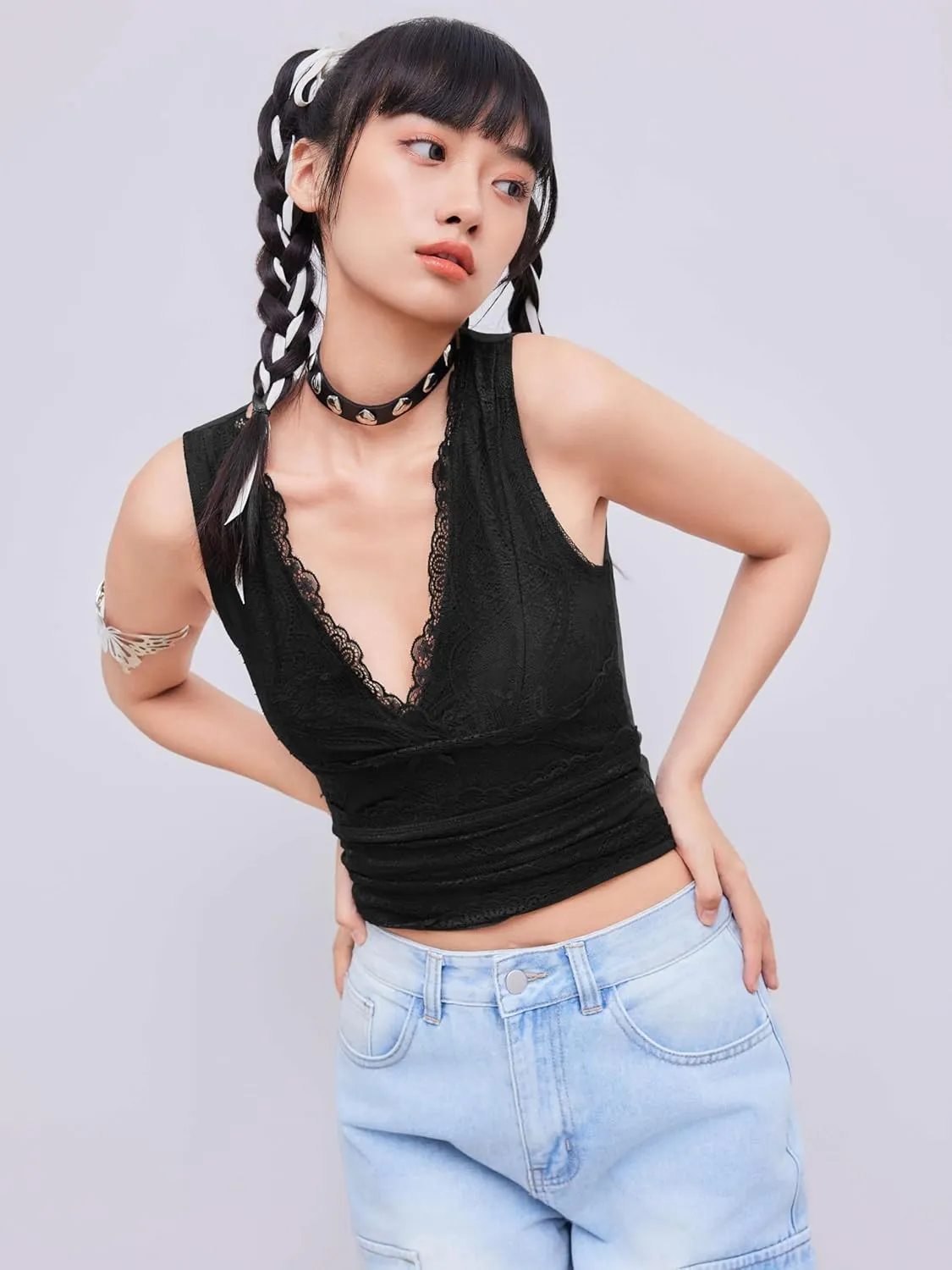 CIDER Lace Crop Tank Tops for Women Summer V Neck Sleeveless Going Out Tops Ruched Sexy Tee Trendy T Shirts Casual