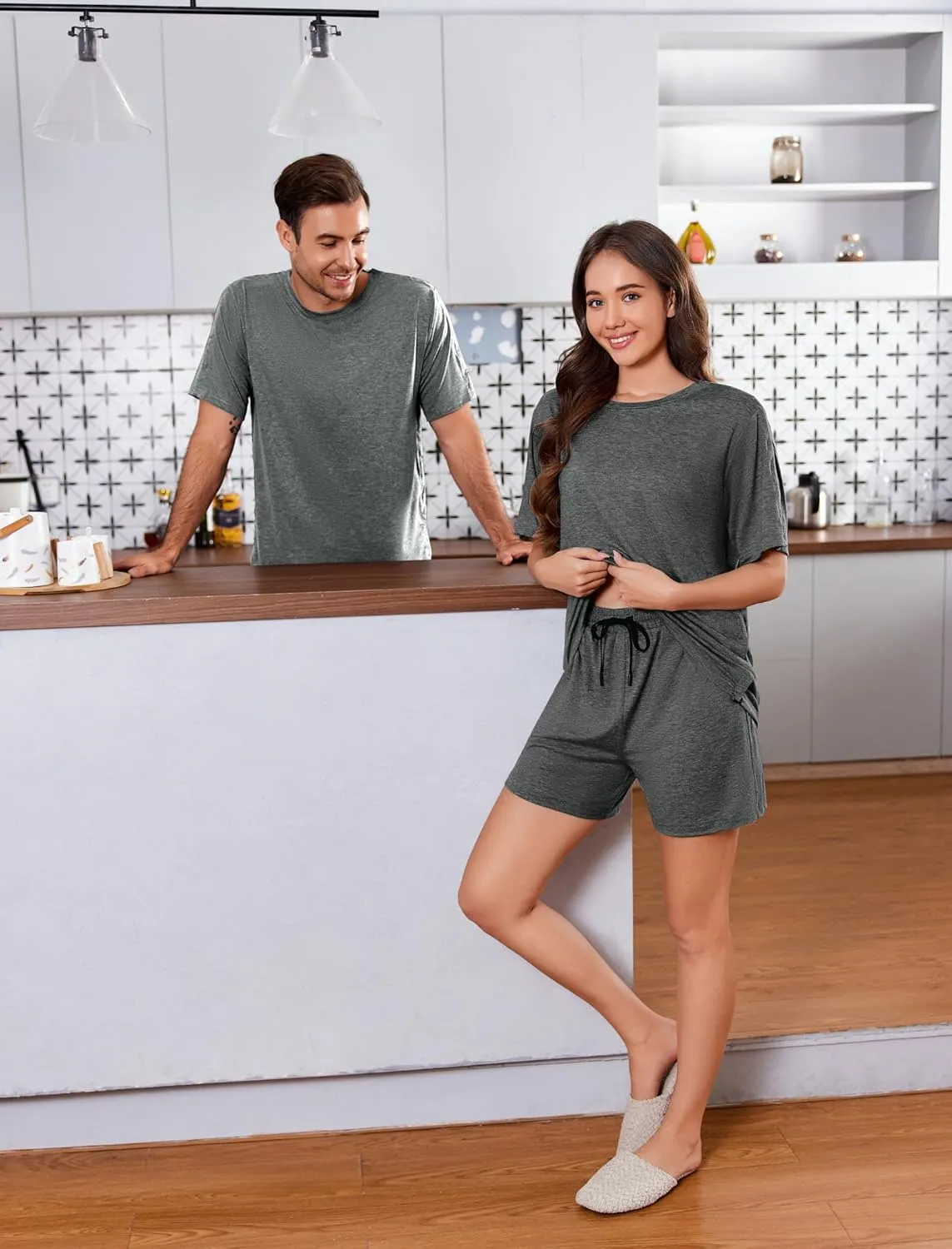 Deyeek Unisex Post Shoulder Surgery Shirts Sets Snap On Clothes for Rotator Cuff Surgery Chemo Port Access Adaptive Gowns