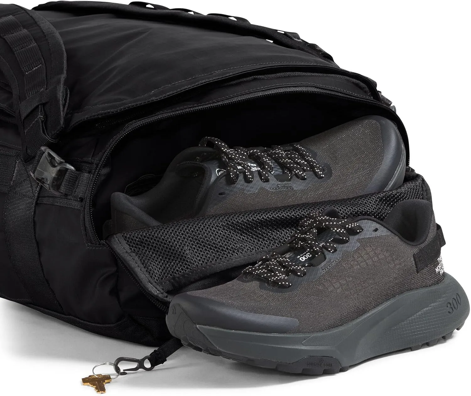 THE NORTH FACE Base Camp Voyager Duffel32L