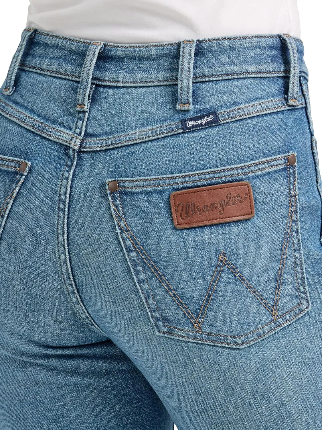 Wrangler Western Women's Retro Bailey High-Rise Bootcut Jean